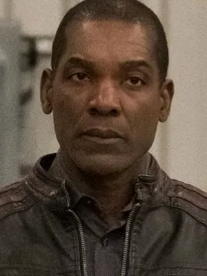 威胁黑衣追随者